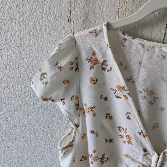 🦋 American Eagle Women's Top - Picture 5 of 8